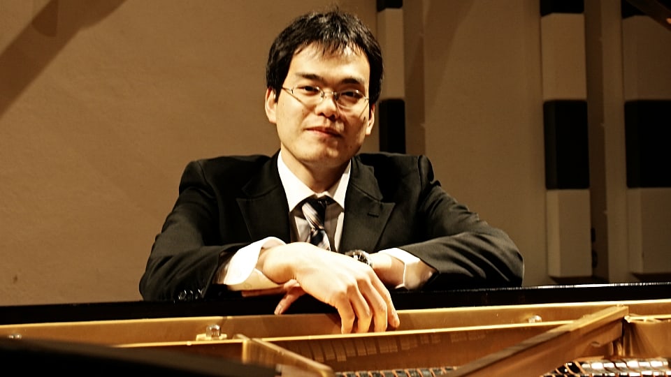 Toru Oyama